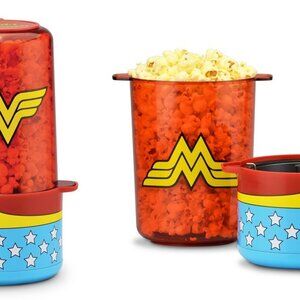 NIB DC Comics TM Wonder Woman Mini Stir Popcorn Maker Popper